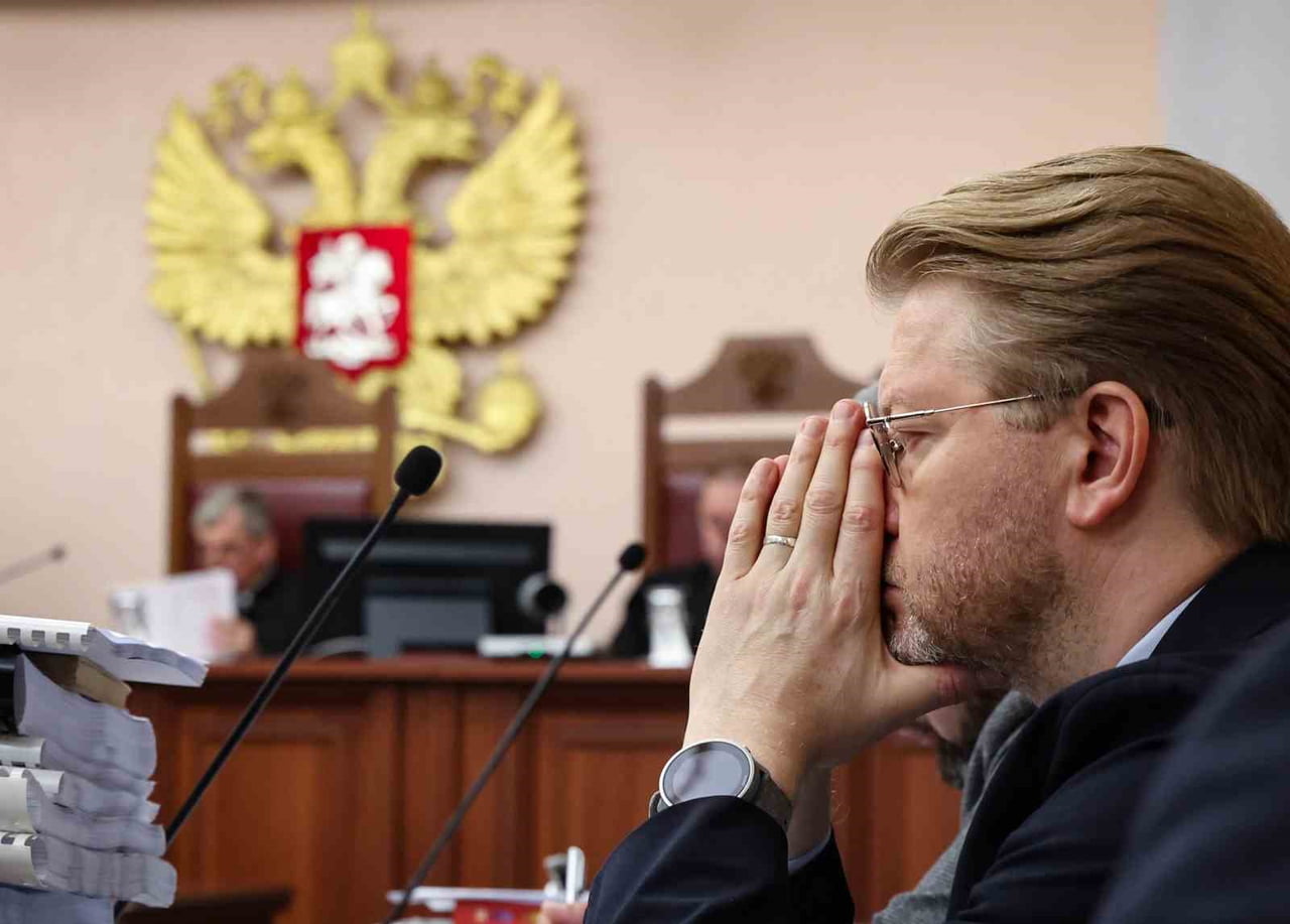 RUSYA’DA YÜKSEK MAHKEME, UKRAYNA’DAKİ SAVAŞA KARŞI TUTUMUYLA BİLİNEN MUHALİF YABLOKO PARTİSİ’NİN...