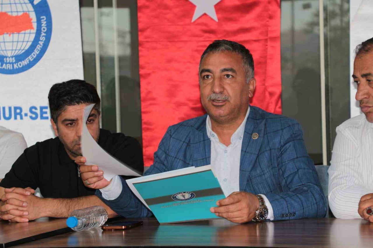 SAĞLIK-SEN ŞIRNAK ŞUBE BAŞKANI SABGATULLAH ANMAL, TBMM GENEL KURULUNDA KABUL EDİLEREK YASALAŞAN...