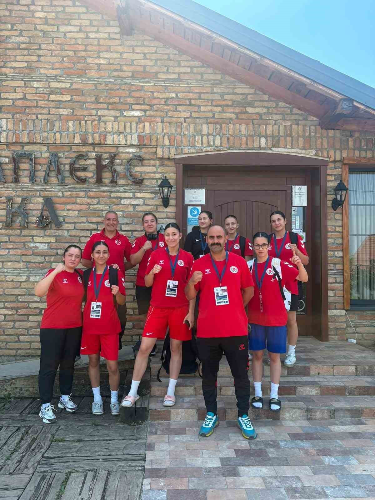 SAKARYA'DA BOKS BRANŞI, SON DÖNEMDE ULUSAL VE ULUSLARARASI ORGANİZASYONLARDA ELDE EDİLEN...