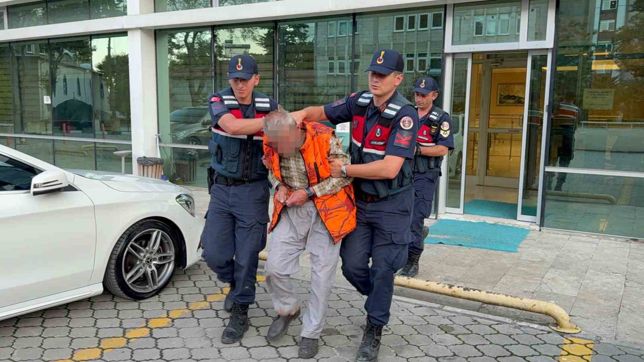 SAMSUN'DA 4 YAŞINDAKİ KIZ ÇOCUĞUNA YÖNELİK TACİZ İDDİASIYLA  KIZIN YAKINLARI TARAFINDAN SOPAYLA...
