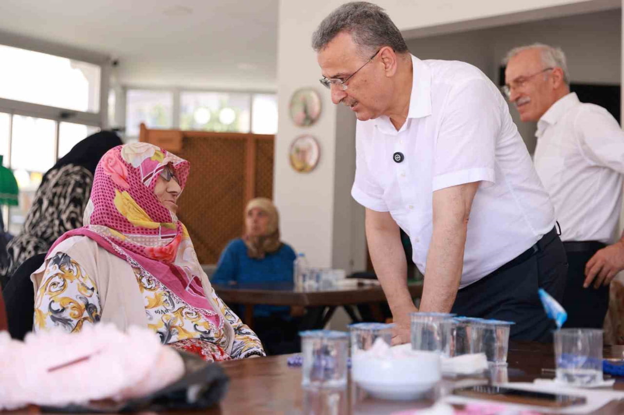 SAMSUN'UN İLKADIM BELEDİYESİ, YAŞ ALMIŞ BİREYLERİN HAYATIN İÇİNDE DAHA AKTİF YER ALMALARI, SOSYAL...