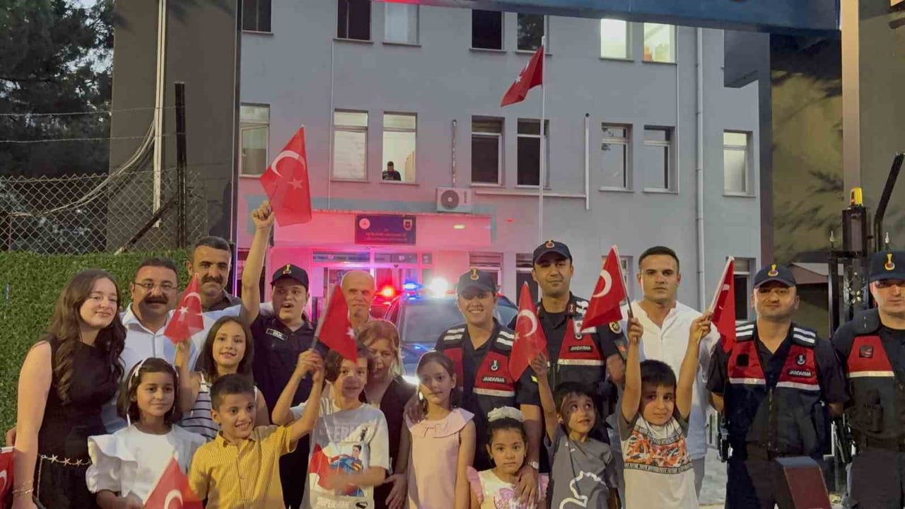 SAMSUN'UN VEZİRKÖPRÜ İLÇESİNDE BEDENSEL ENGELLİ İLYAS MERT ÇELİK'İN ASKERLİK HAYALİ, AİLESİ VE...