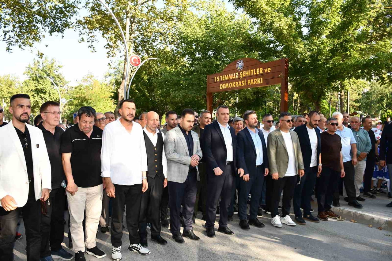 SAMSUN'UN VEZİRKÖPRÜ İLÇESİNDE GELENEKSEL HALE GELEN VE BU YIL 20'NCİSİ DÜZENLENEN KUNDUZ YAĞLI...