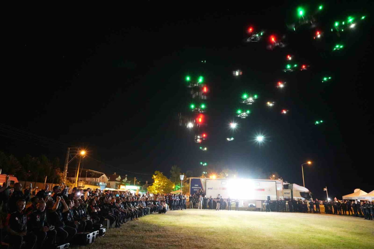 SAMSUN’DA DÜZENLENEN AFAD’IN İHA DESTEKLİ ARAMA-KURTARMA YARIŞMASI ÜÇÜNCÜ GÜNÜ, YAKLAŞIK 50 DRONUN...