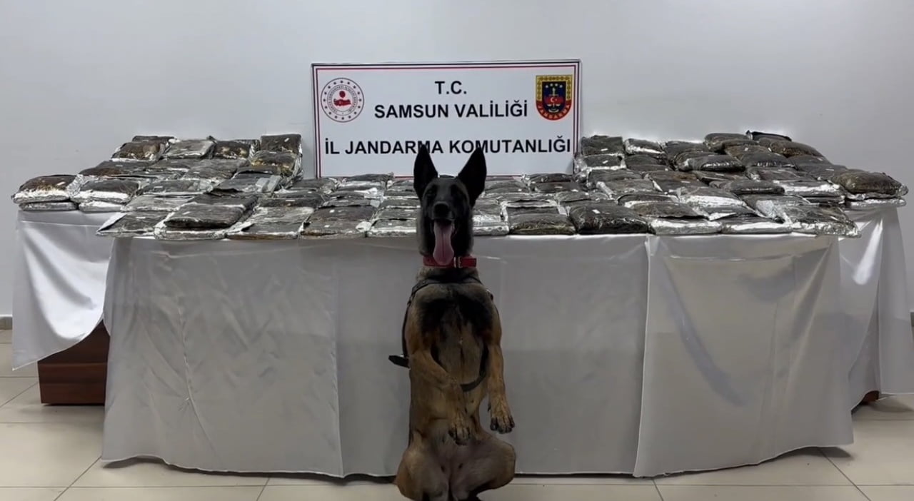 SAMSUN’DA JANDARMA EKİPLERİNİN UYUŞTURUCU MADDE İMALATÇILARINA YÖNELİK DÜZENLEDİĞİ OPERASYONDA...