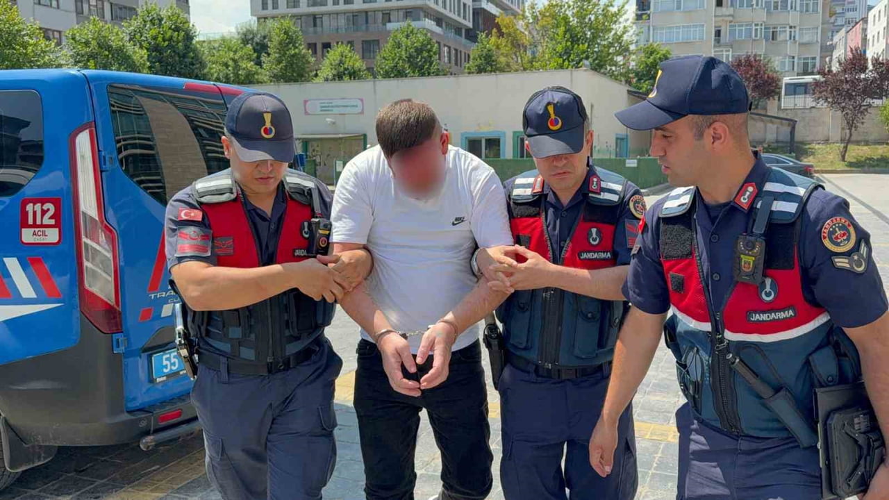 SAMSUN’UN ATAKUM İLÇESİNDE SİLAHLA TEHDİT SUÇUNDAN 9 YIL 6 AY 15 GÜN KESİNLEŞMİŞ HAPİS CEZASI...