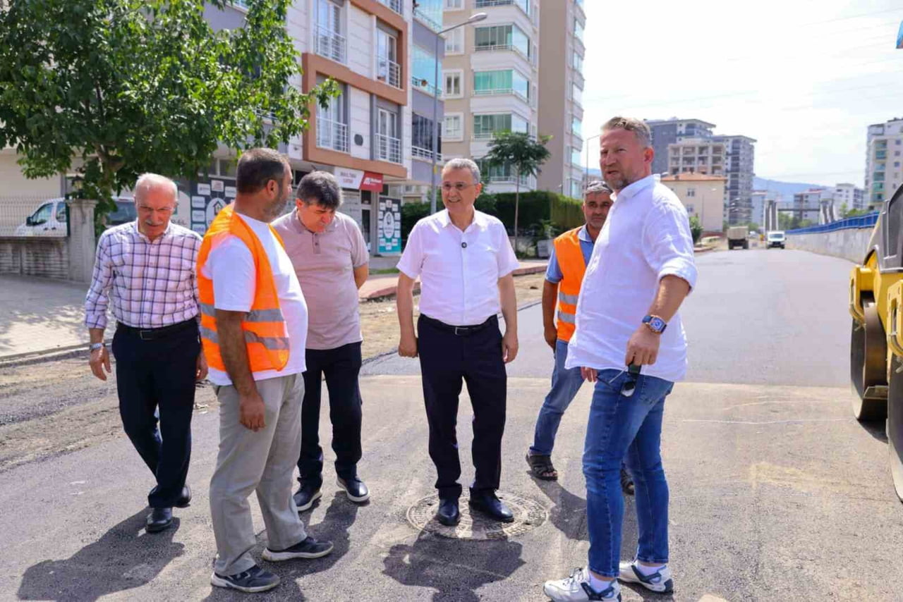 SAMSUN’UN İLKADIM BELEDİYE BAŞKANI İHSAN KURNAZ, İLÇEDE GERÇEKLEŞTİRİLEN YOL YATIRIMLARIYLA SÜRÜCÜ...