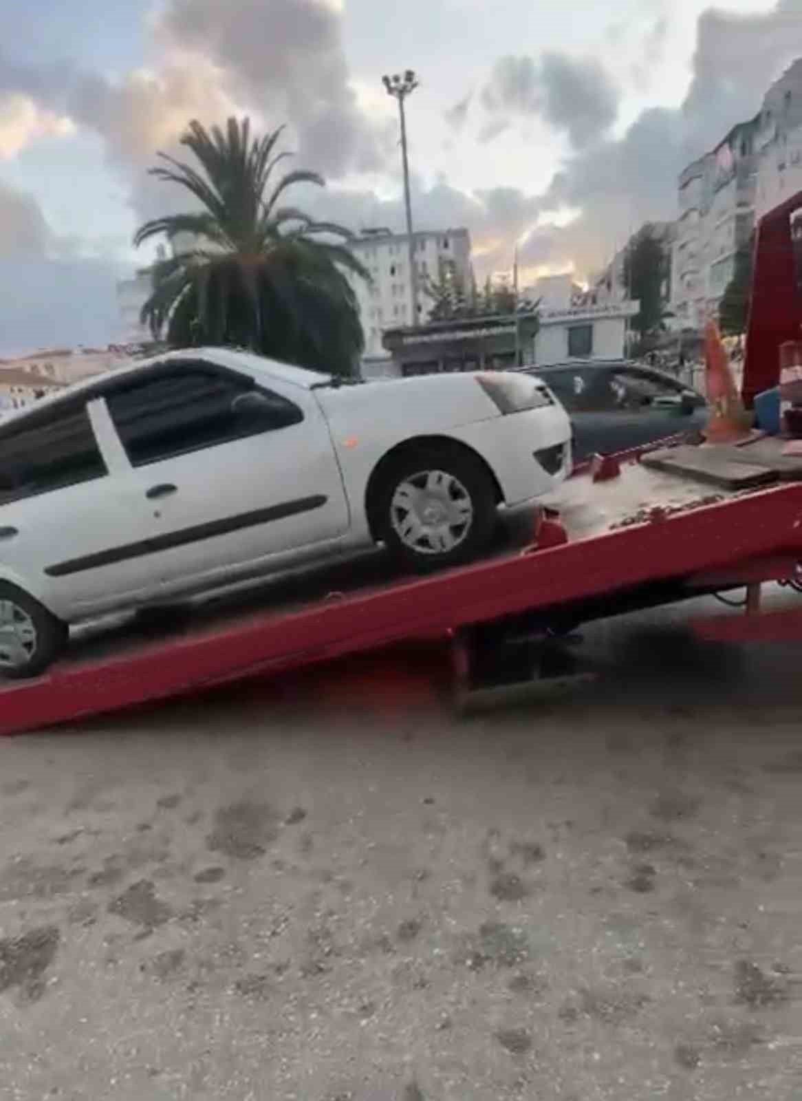 SAMSUN’UN İLKADIM İLÇESİNDE KORSAN TAKSİLERE YÖNELİK DENETİM GERÇEKLEŞTİRİLDİ. CUMHURİYET...