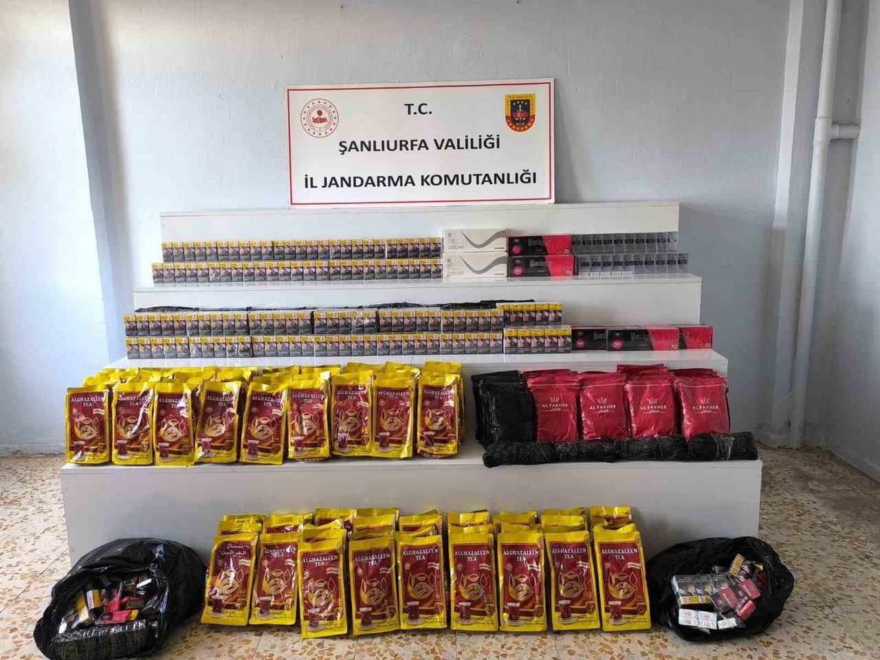 ŞANLIURFA’DA KAÇAKÇILIK OPERASYONUNDA 16 KİŞİYE İŞLEM UYGULANDI