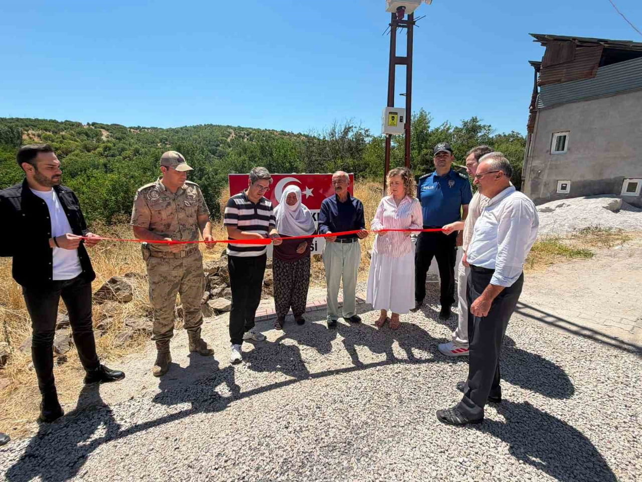 ŞEHİT İDRİS YILMAZ'IN ADI YAZMAKAYA'DA CADDEYE VERİLDİ