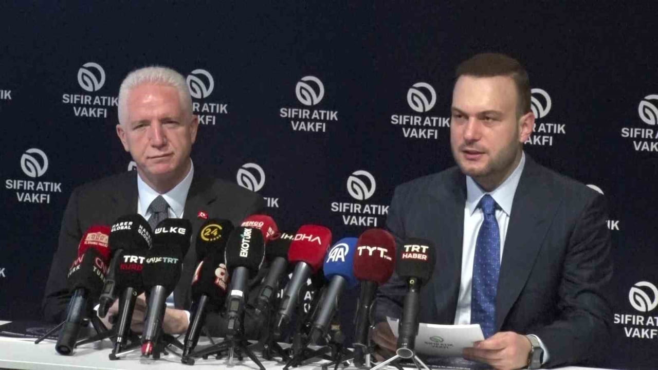 SIFIR ATIK VAKFI’NDA DÜZENLENEN BASIN TOPLANTISINDA ‘PLASTİK ATIK RAPORU’ KAMUOYUYLA PAYLAŞILDI....