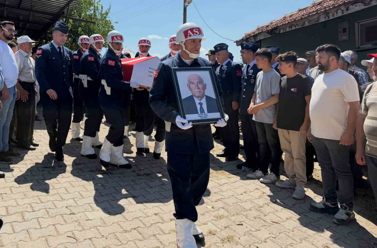 SİMAV’DA KIBRIS GAZİSİ NAZLIM ABAY SON YOLCULUĞUNA UĞURLANDI