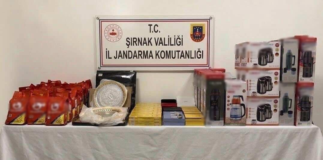 ŞIRNAK'TA SON BİR HAFTADA DÜZENLENEN KAÇAKÇILIK OPERASYONLARINDA PİYASA DEĞERİ YAKLAŞIK 23 MİLYON...
