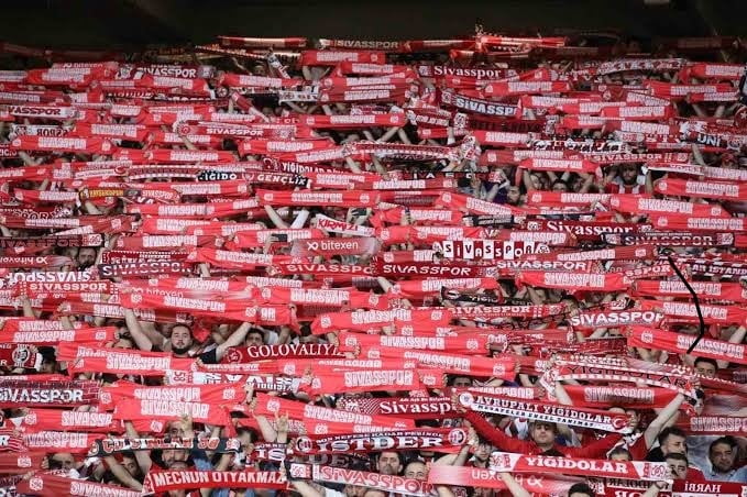 SİVASSPOR’UN SEZONUN İLK HAFTASINDA ESENLER EROKSPOR İLE OYNAYACAĞI KARŞILAŞMANIN BİLETLERİ SATIŞA...