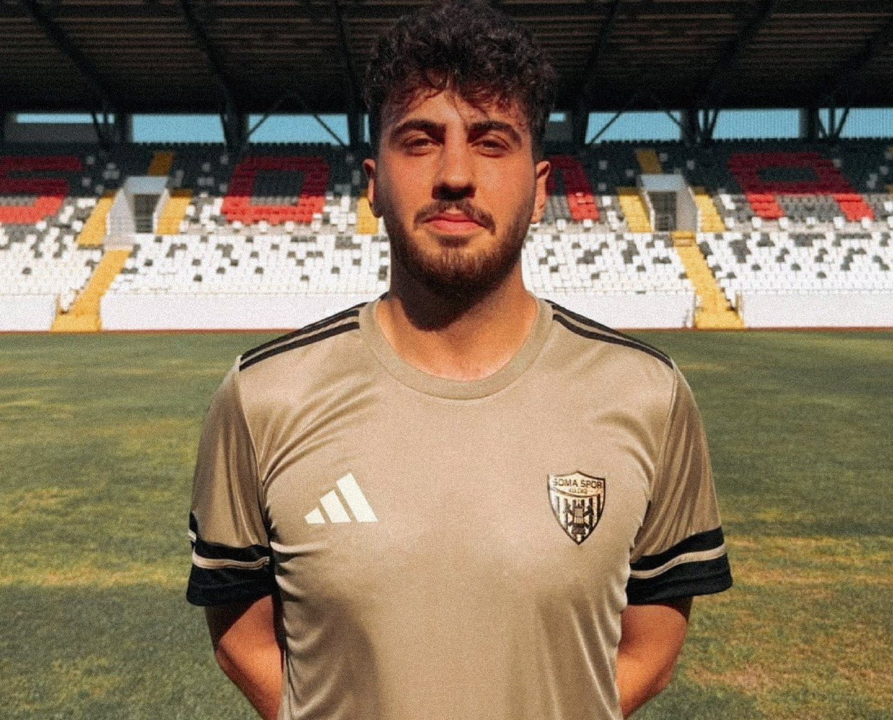 SOMASPOR AKHİSAR 45 FSK’DAN KALECİ BATUHAN ATAÇ İLE 2 YILLIK SÖZLEŞME İMZALADI.