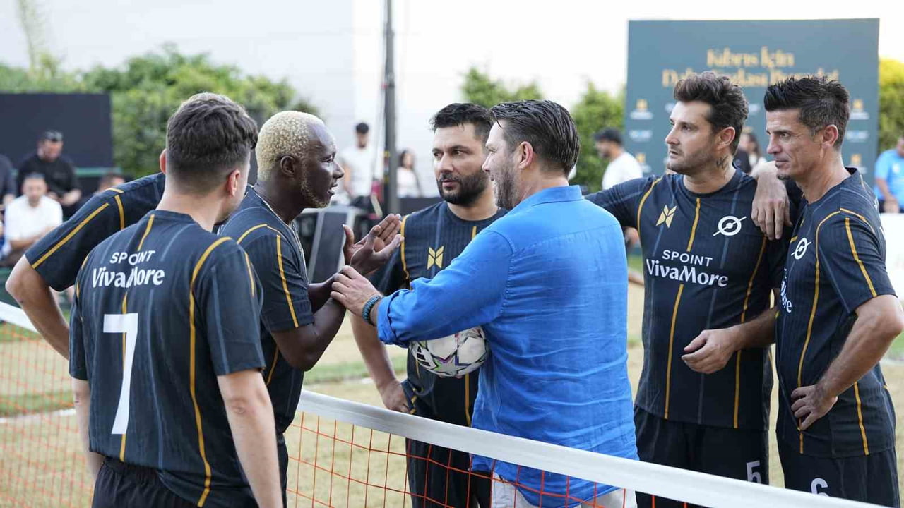 SPOR BASINININ ÖNDE GELEN TEMSİLCİLERİ, TÜRK FUTBOLUNUN UNUTULMAZ İSİMLERİ, KUZEY KIBRIS TÜRK...