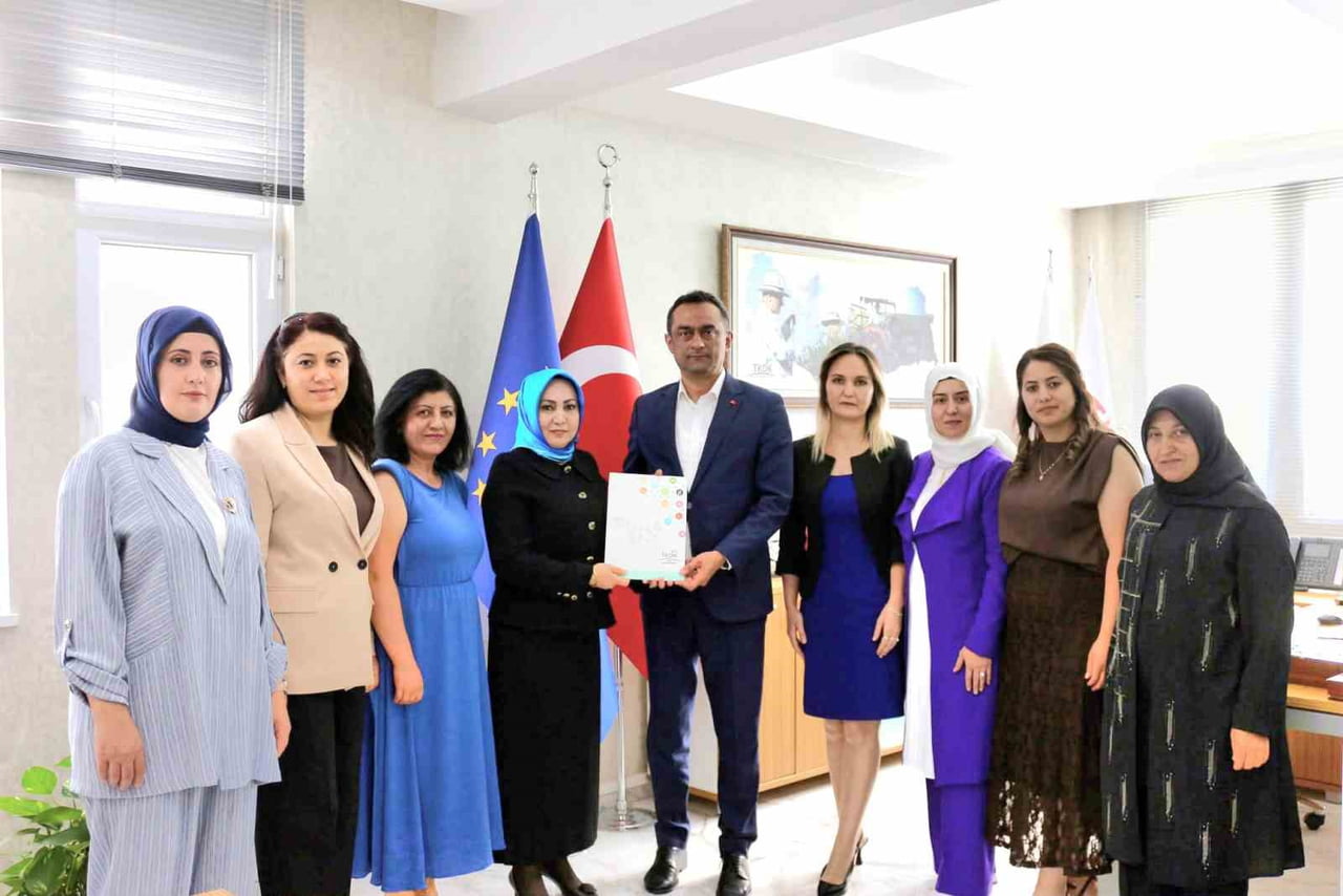 TARIM VE KIRSAL KALKINMAYI DESTEKLEME KURUMU (TKDK), ÇORUM'DA KADIN GİRİŞİMCİLİĞİNİ DESTEKLEMEK...