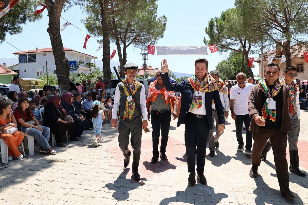 TAVAS BELEDİYESİ İLE ÇAĞIRGAN KÜLTÜR VE DAYANIŞMA DERNEĞİ İŞ BİRLİĞİNDE DÜZENLENEN 10. ÇAĞIRGAN...