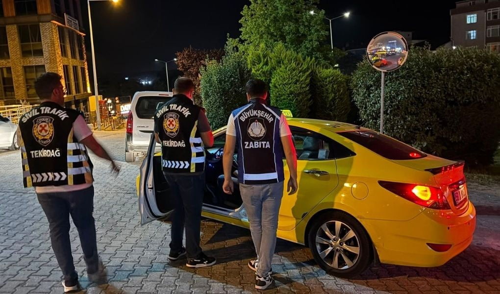 TEKİRDAĞ BÜYÜKŞEHİR BELEDİYESİ, VATANDAŞLARIN GÜVENLİ VE MEVZUATA UYGUN ULAŞIM HİZMETİ ALMASINI...