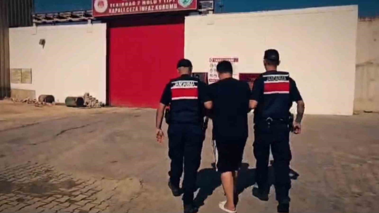 TEKİRDAĞ’IN ŞARKÖY İLÇESİNDE, HAKKINDA 16 YIL 10 AY 27 GÜN KESİNLEŞMİŞ HAPİS CEZASI BULUNAN ŞAHIS...