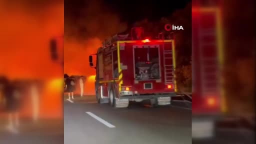 TEM Otoyolu'nda yolcu otobüsü alev topuna döndü