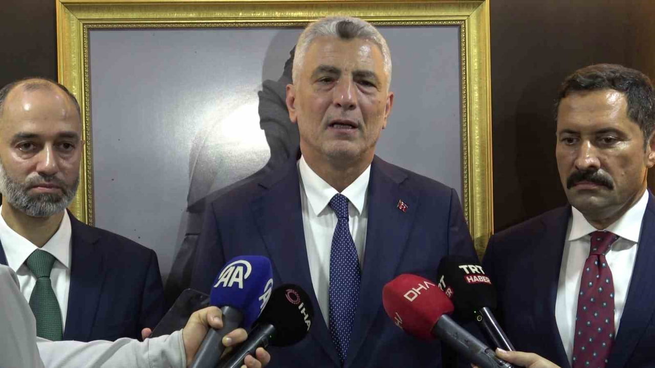 TİCARET BAKANI ÖMER BOLAT
