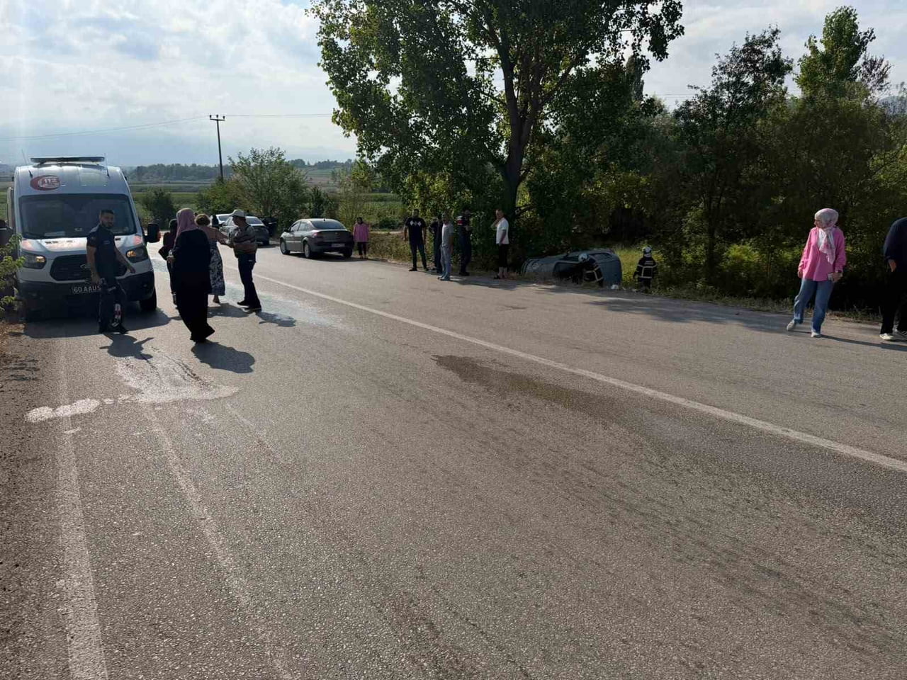 TOKAT’IN NİKSAR İLÇESİNDE MEYDANA GELEN TEK TARAFLI TRAFİK KAZASINDA OTOMOBİL SÜRÜCÜSÜ...
