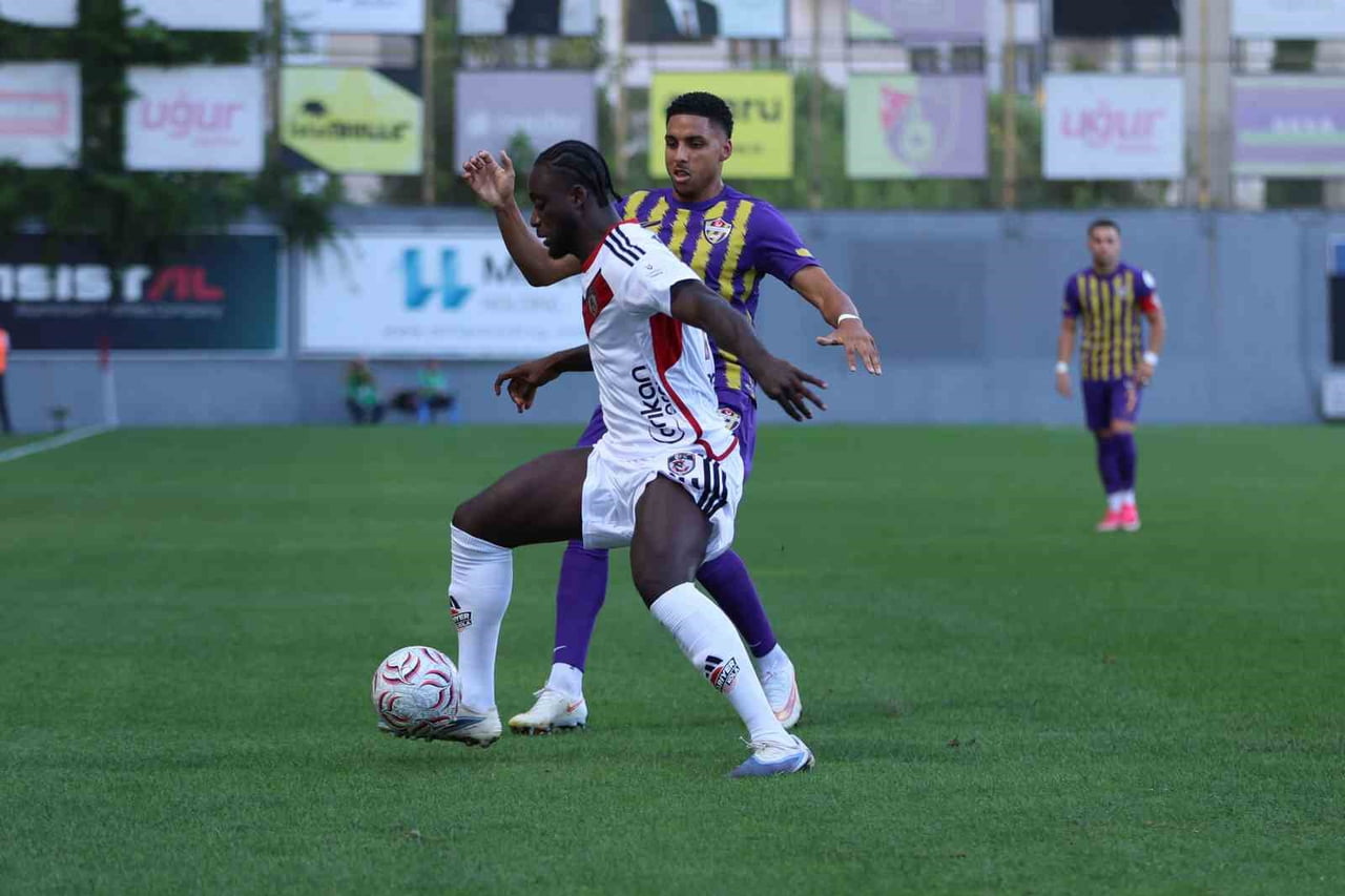 TRENDYOL SÜPER LİG’İN 2. HAFTASINDA EYÜPSPOR, SAHASINDA GAZİANTEP FK’YA 1-0 MAĞLUP OLDU.
