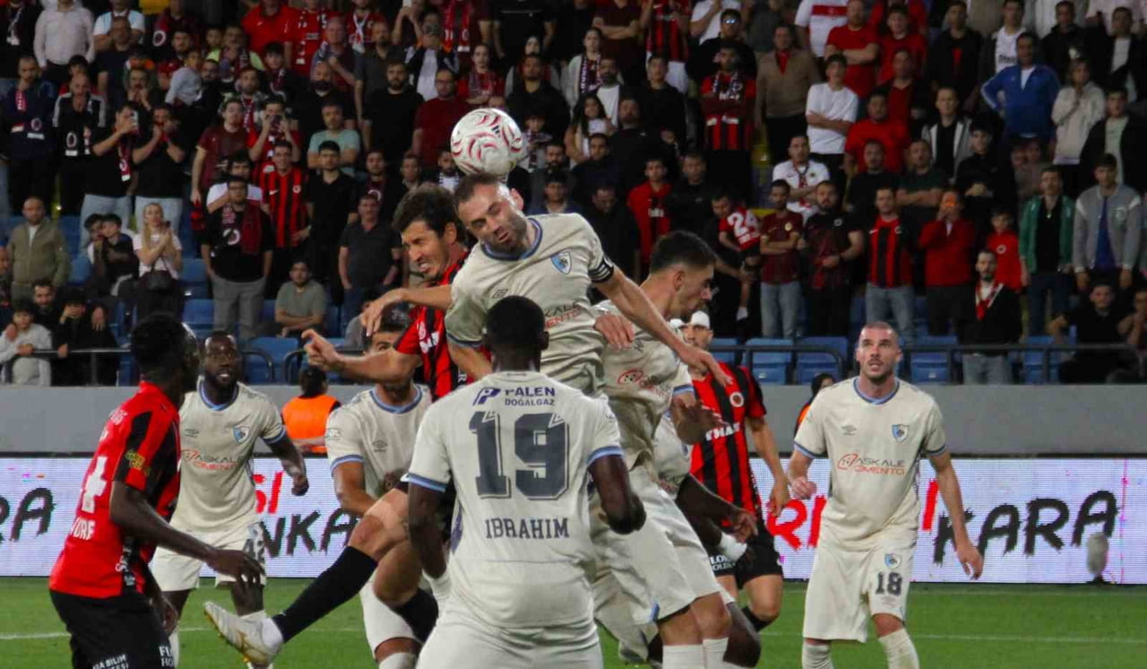 TRENDYOL SÜPER LİG’İN 3. HAFTASINDA GENÇLERBİRLİĞİ, SAHASINDA AĞIRLADIĞI ERZURUMSPOR FK İLE 1-1...