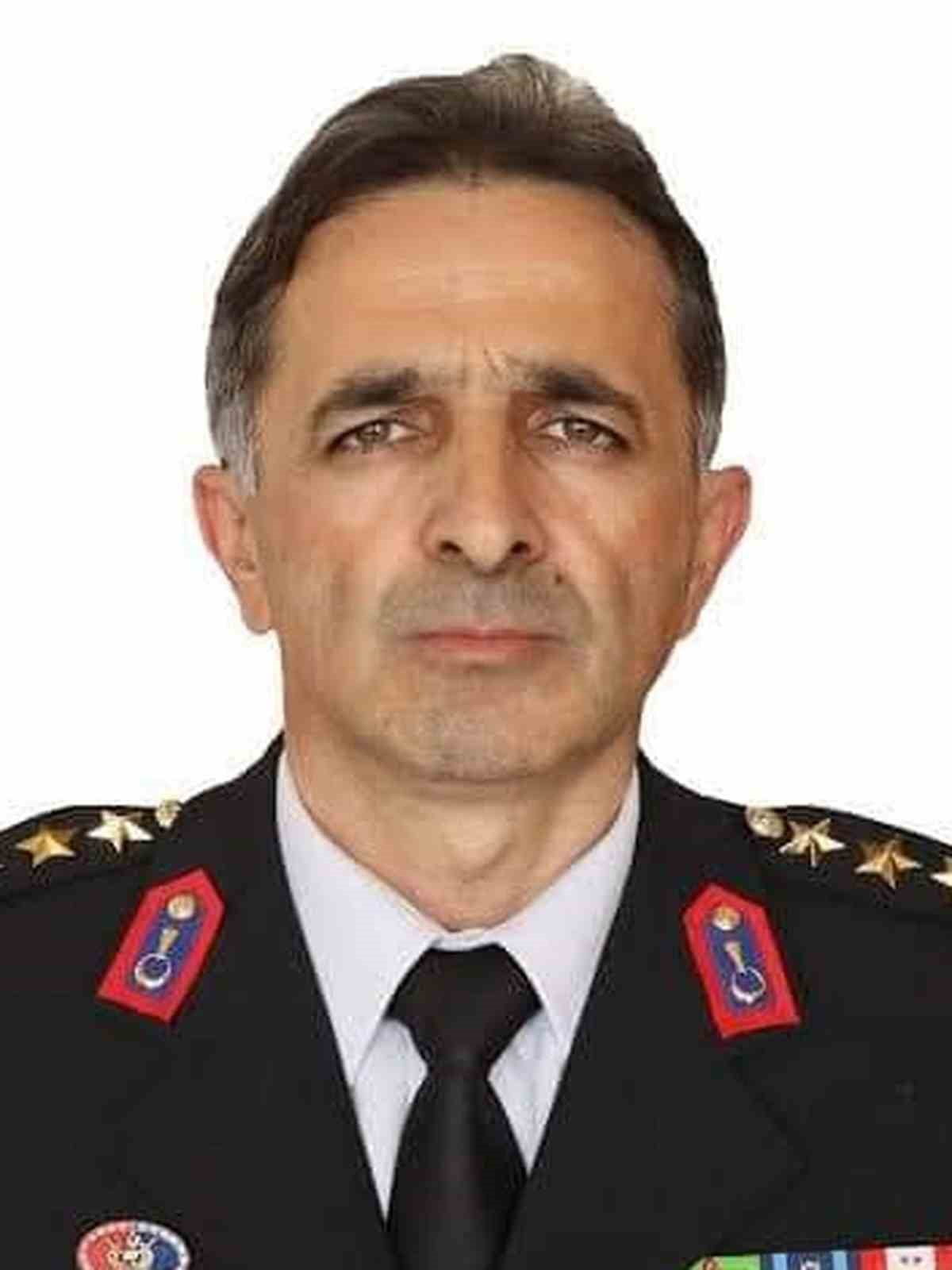 TUĞGENERAL RÜTBESİNE YÜKSELEN MUSTAFA TETİK TUNCELİ İL JANDARMA KOMUTANI OLDU.