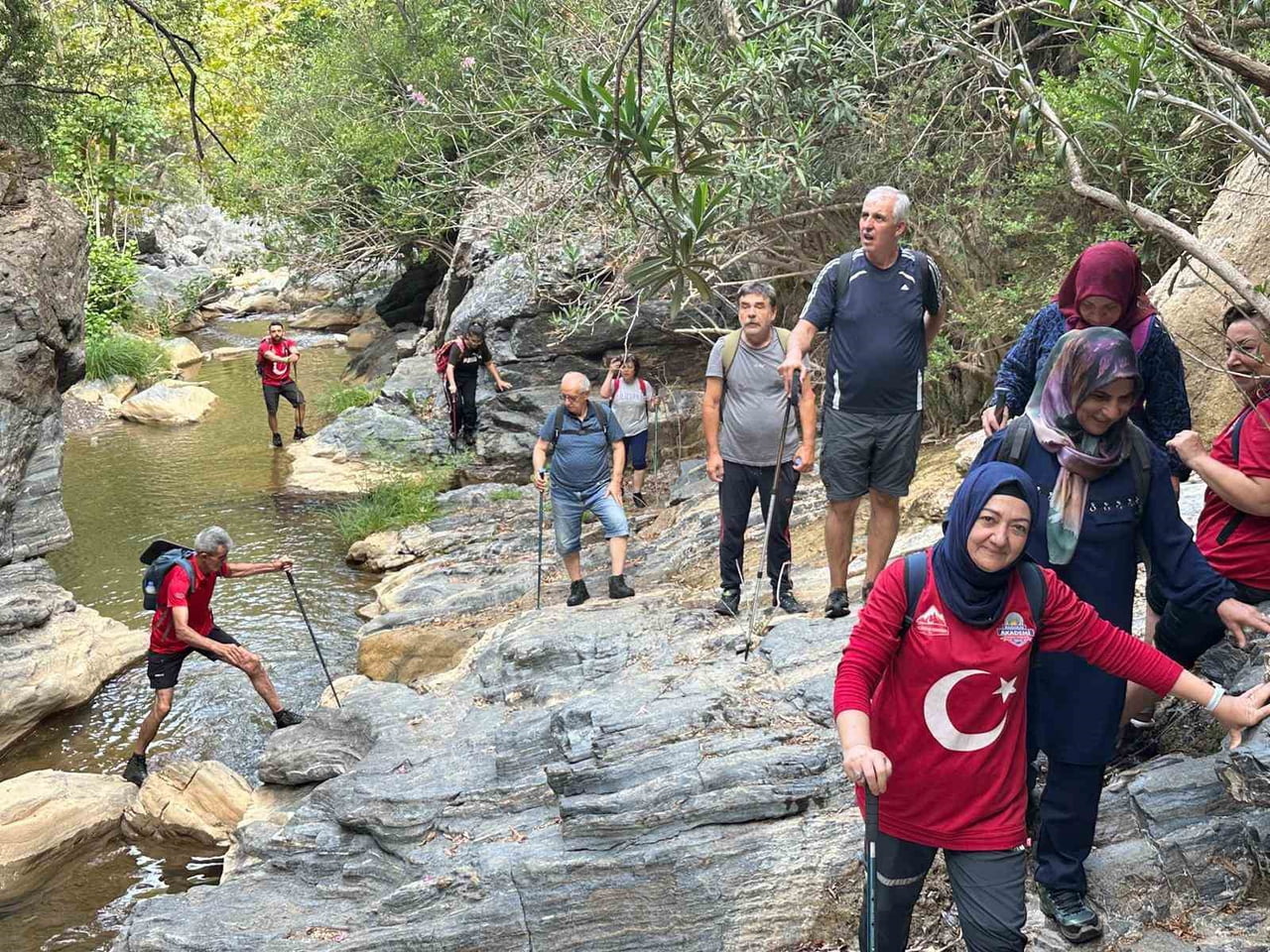 TURGUTLU BELEDİYESİ DAĞCILIK AKADEMİSİ (TURBELDAK) HAFTA SONUNDA YÜRÜYÜŞ ETKİNLİĞİNİ...