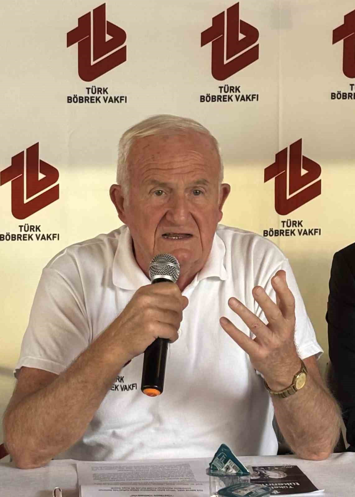 TÜRK BÖBREK VAKFI BAŞKANI TİMUR ERK