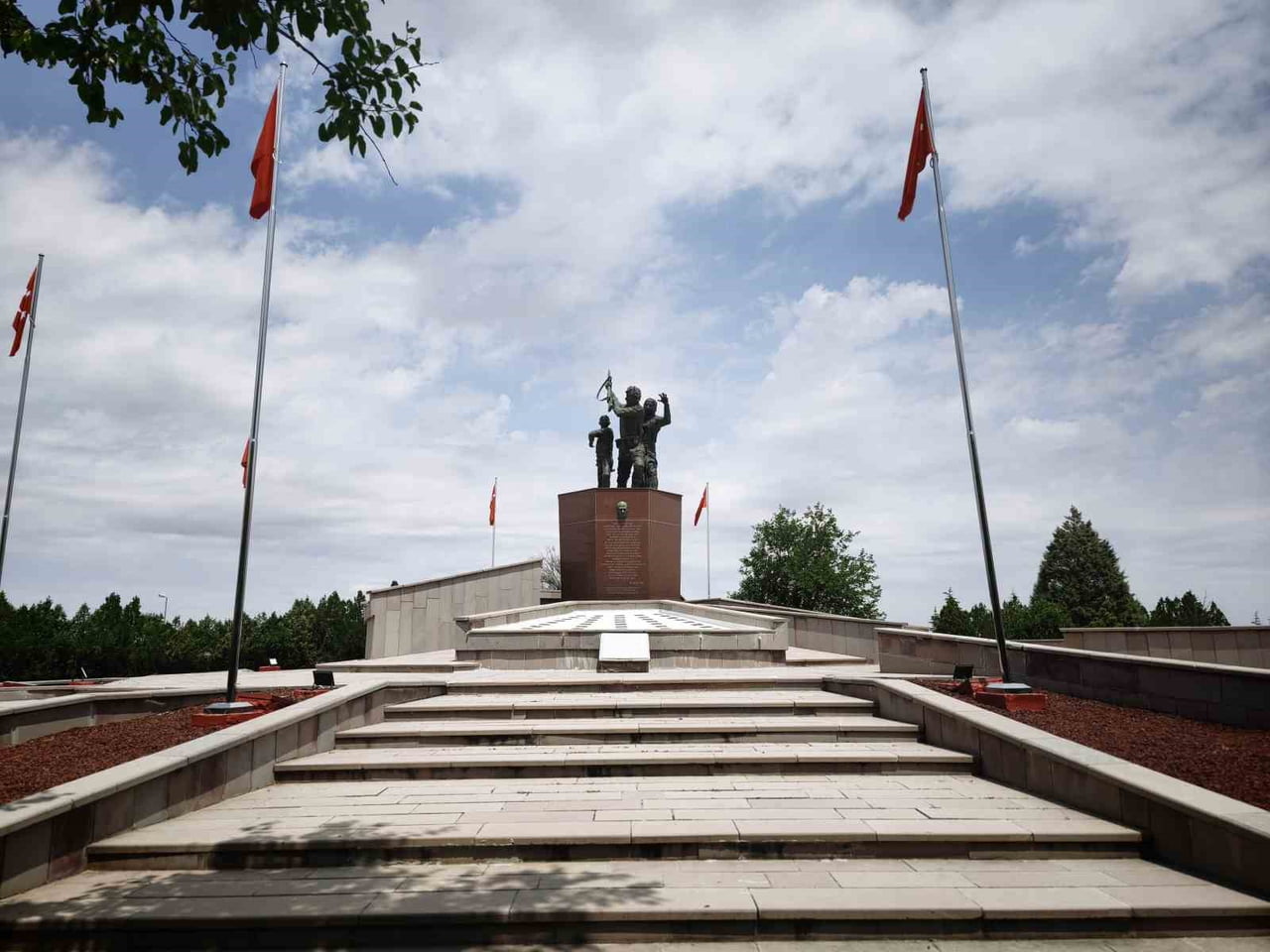 TÜRK İSTİKLAL HARBİ’NİN EN KRİTİK KIRILMA NOKTASI OLAN SAKARYA MEYDAN MUHAREBESİ, ASIRLARDIR SÜREN...