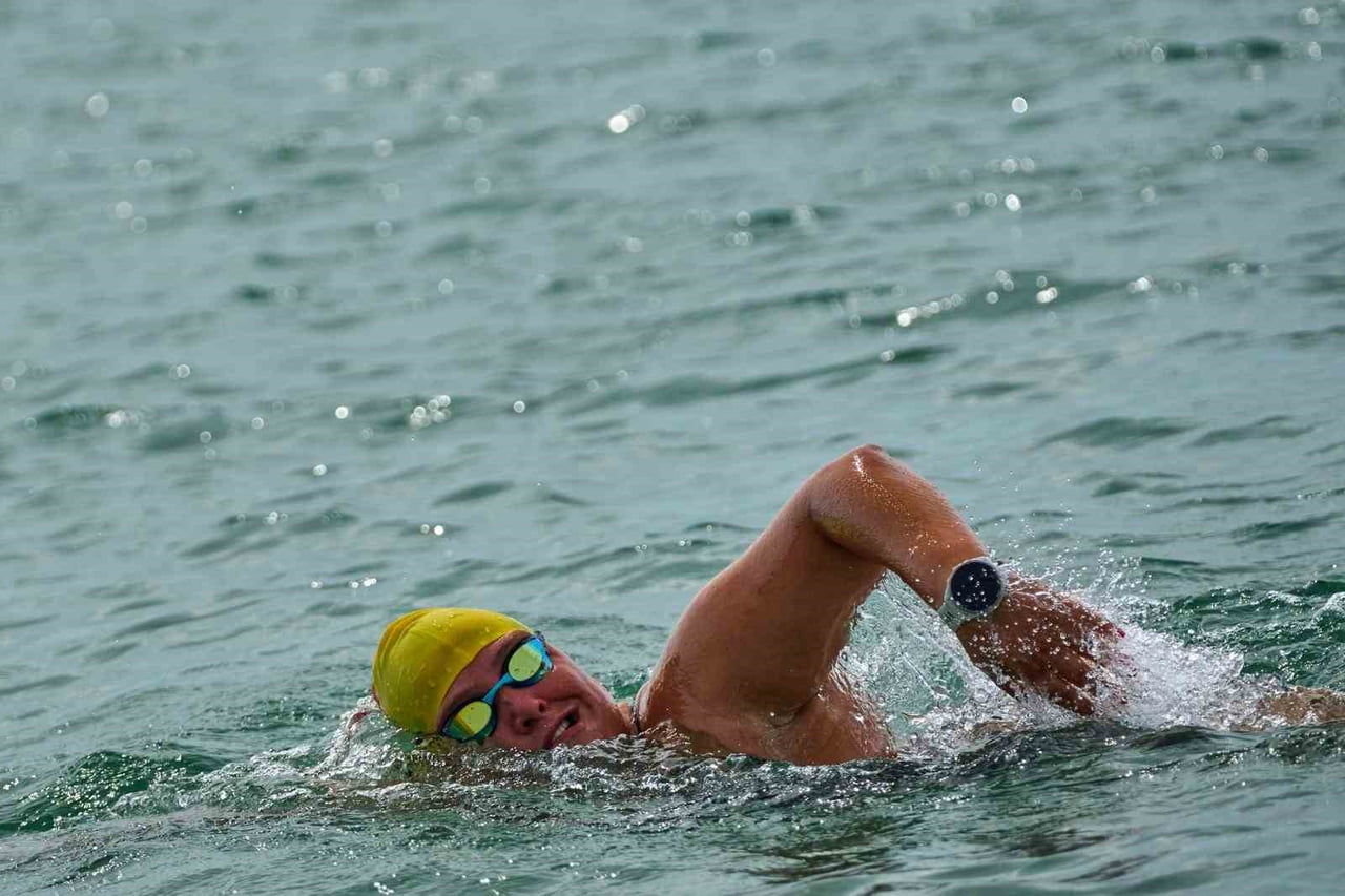 TÜRK ULTRAMARATON YÜZÜCÜSÜ ÇANAKKALELİ MELİSA ULUARSLAN, AÇIK SU YÜZÜCÜLÜĞÜNÜN EN ZORLU MEYDAN...