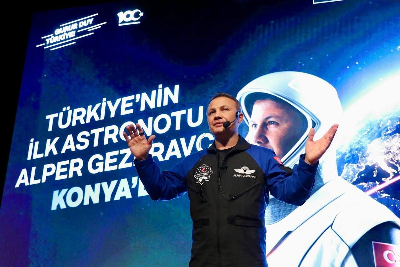 TÜRKİYE’NİN İLK ASTRONOTU ALPER GEZERAVCI YÜKSEK ASKERİ ŞURA KARARLARI SONRASINDA TUĞGENERAL...