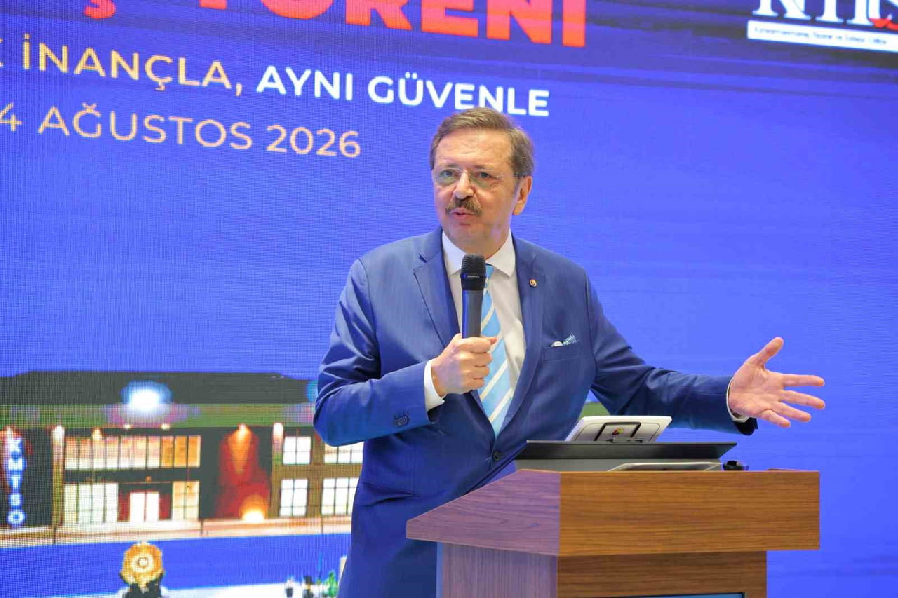 TÜRKİYE ODALAR VE BORSALAR BİRLİĞİ (TOBB) BAŞKANI RİFAT HİSARCIKLIOĞLU