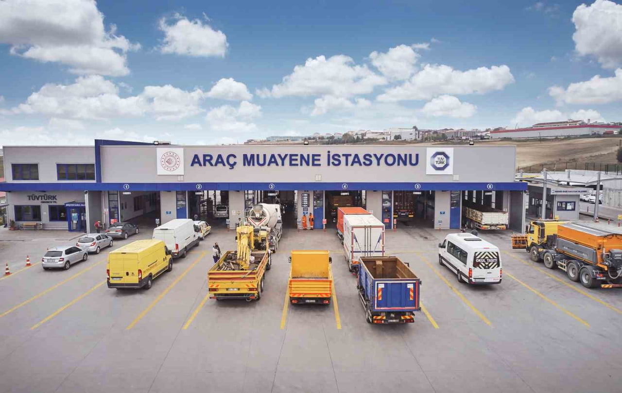 TÜVTÜRK, ARAÇ SAHİPLERİNE MUAYENE TARİHLERİNİ GECİKTİRMEMELERİNİ VE MUAYENE ÖNCESİNDE ARAÇLARININ...