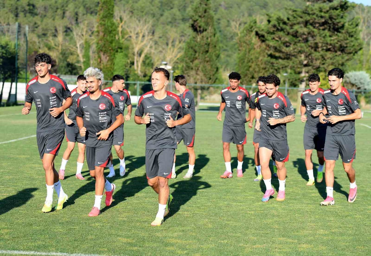 U20 MİLLİ TAKIMI, 2026 AKDENİZ OYUNLARI HAZIRLIKLARINA BUGÜN YAPTIĞI ANTRENMANLARLA BAŞLADI.