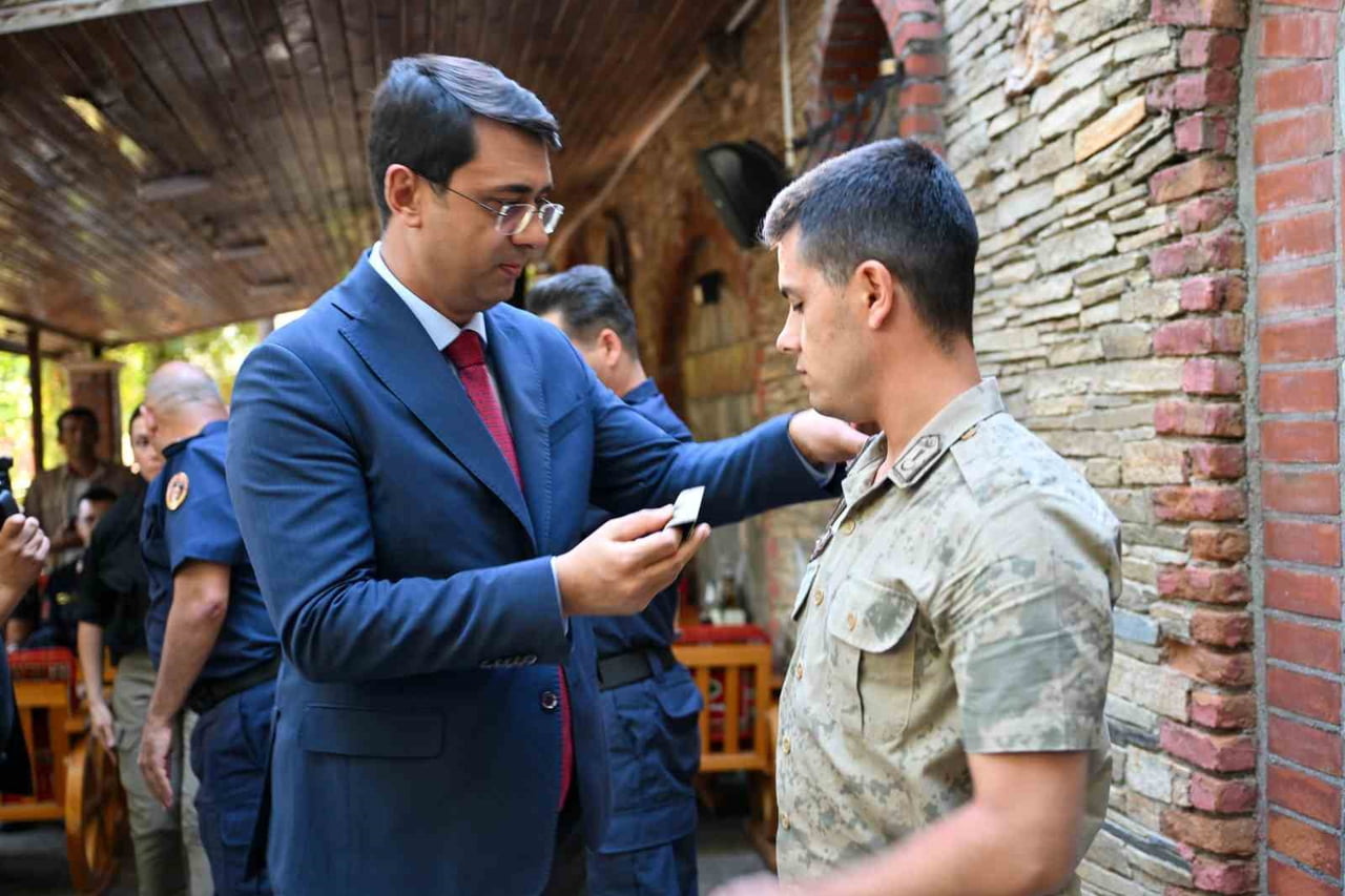 UŞAK İL JANDARMA KOMUTANLIĞINDA GÖREV YAPAN 9 SUBAY, 34 ASTSUBAY VE 7 UZMAN JANDARMA OLMAK ÜZERE...