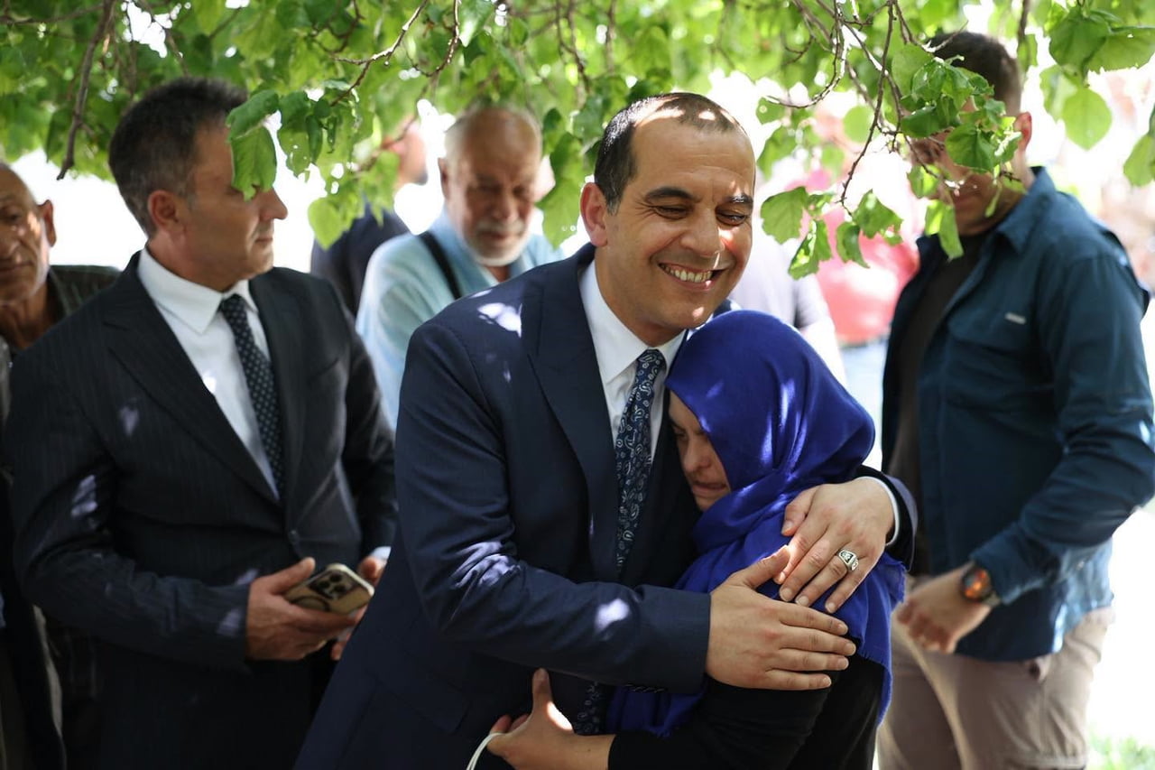 VALİ TAŞOLAR TUZLUCA'DA VATANDAŞLARLA BİR ARAYA GELDİ