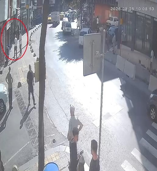 YAŞANAN OLAYIN GÜVENLİK KAMERA GÖRÜNTÜLERİ ORTAYA ÇIKTI. GÖRÜNTÜLERDE ELİNDE SİLAHLA YUFKACI...