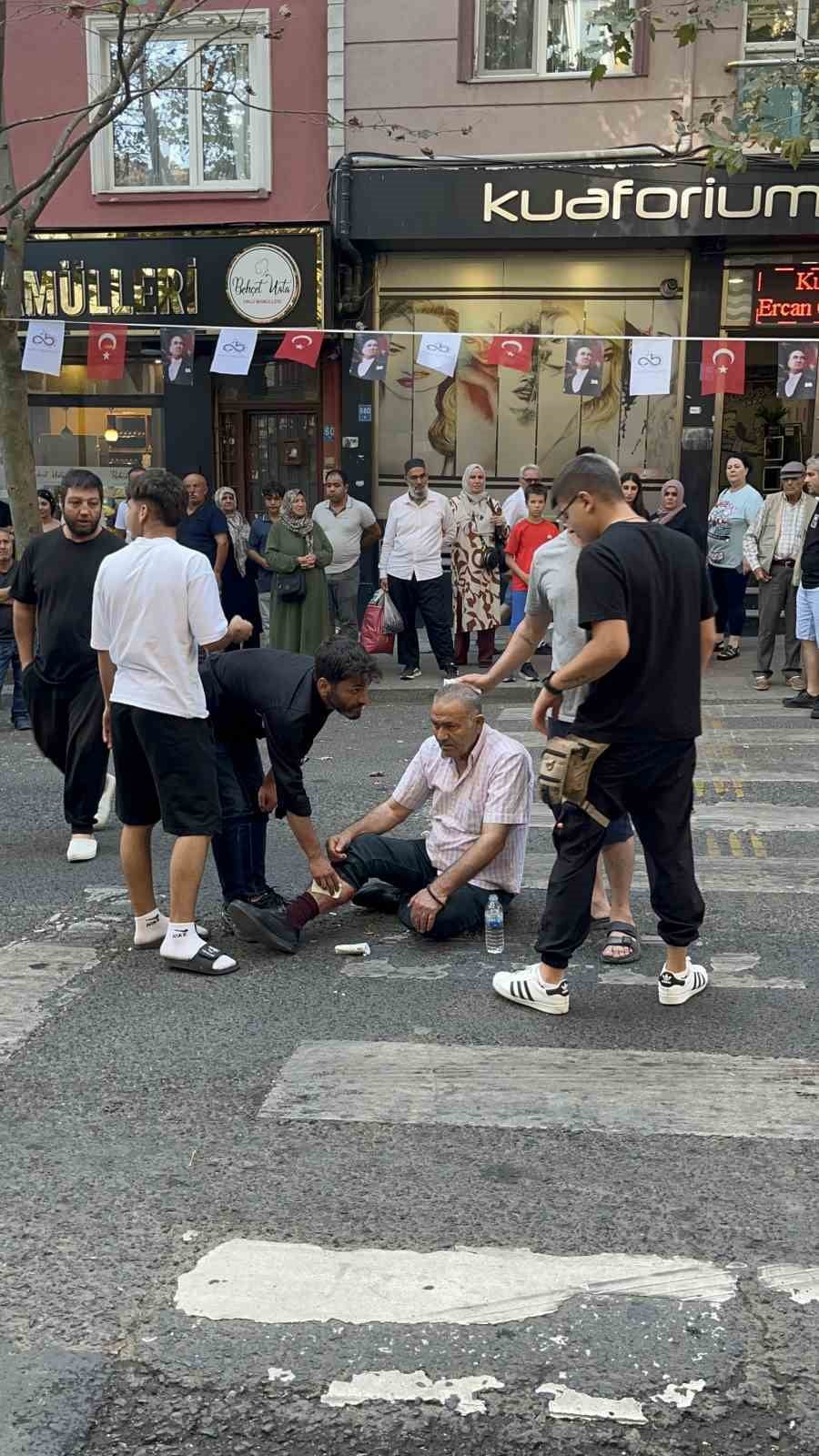 YAYA GEÇİDİNDE YAYAYA ÇARPAN MOTOSİKLET SÜRÜCÜSÜNDEN ŞOK SÖZLER: "ÖĞRETMENLERİ BÖYLE Mİ ÖĞRETİYOR...