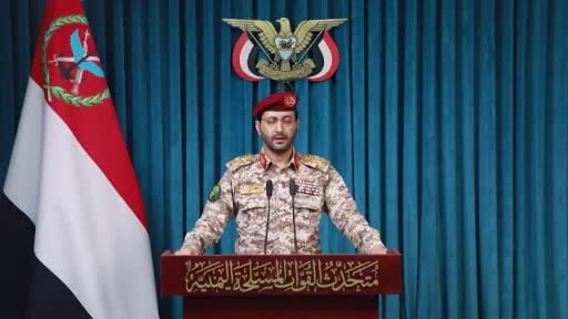 Yemen'de İran destekli Husiler, Kızıldeniz'de Suudi petrol tankerine balistik füzelerle saldırı...