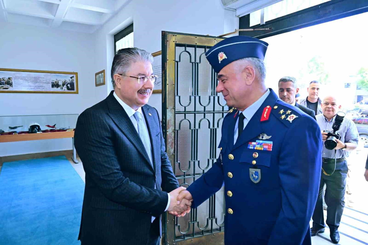 YÜKSEK ASKERÎ ŞÛRA (YAŞ) KARARI İLE MUHARİP HAVA KUVVETİ VE GARNİZON KOMUTANLIĞI GÖREVİNE ATANAN...