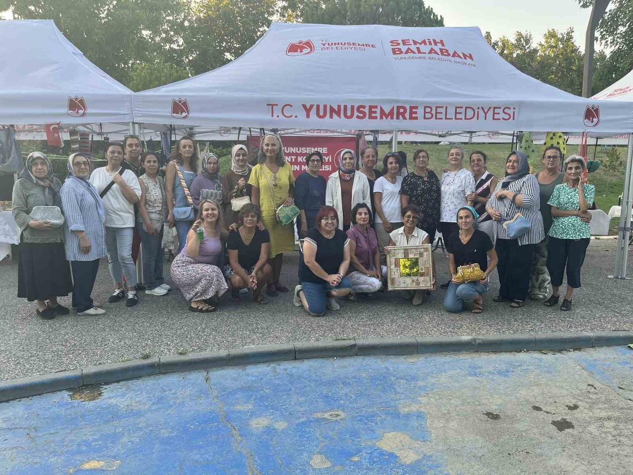 YUNUSEMRE BELEDİYESİ’NİN KADIN EMEĞİNİ VE ÜRETİMİNİ DESTEKLEMEK AMACIYLA DÜZENLEDİĞİ KADIN EL...