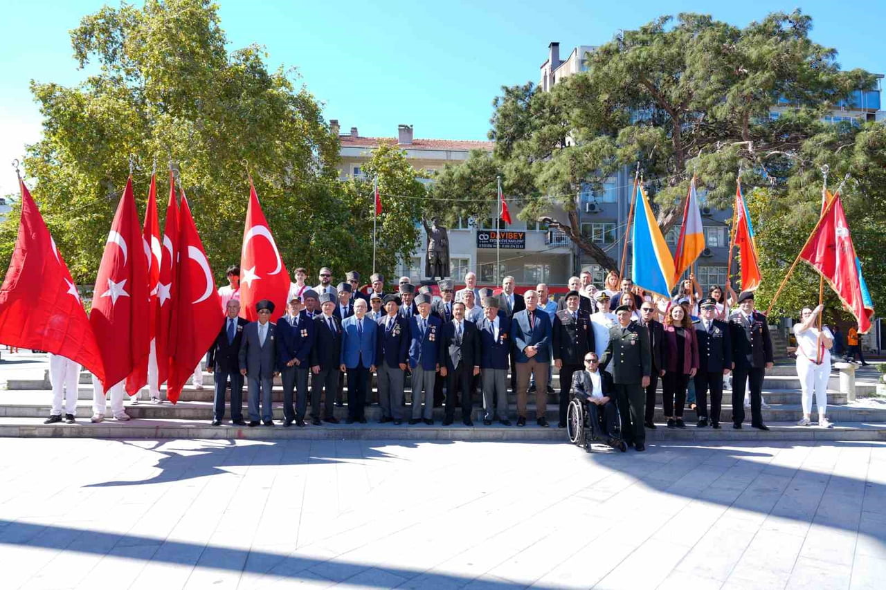 19 EYLÜL 1921’DE TÜRKİYE BÜYÜK MİLLET MECLİSİ TARAFINDAN BÜYÜK ÖNDER GAZİ MUSTAFA KEMAL ATATÜRK’E...