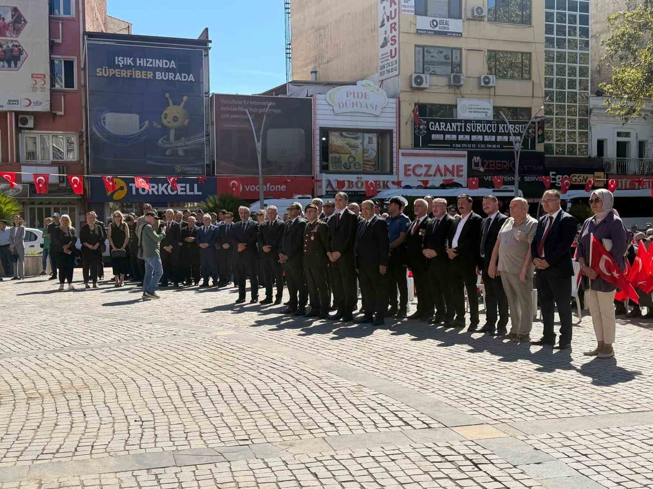 19 EYLÜL GAZİLER GÜNÜ, EDREMİT’TE DÜZENLENEN TÖRENLERLE KUTLANDI.