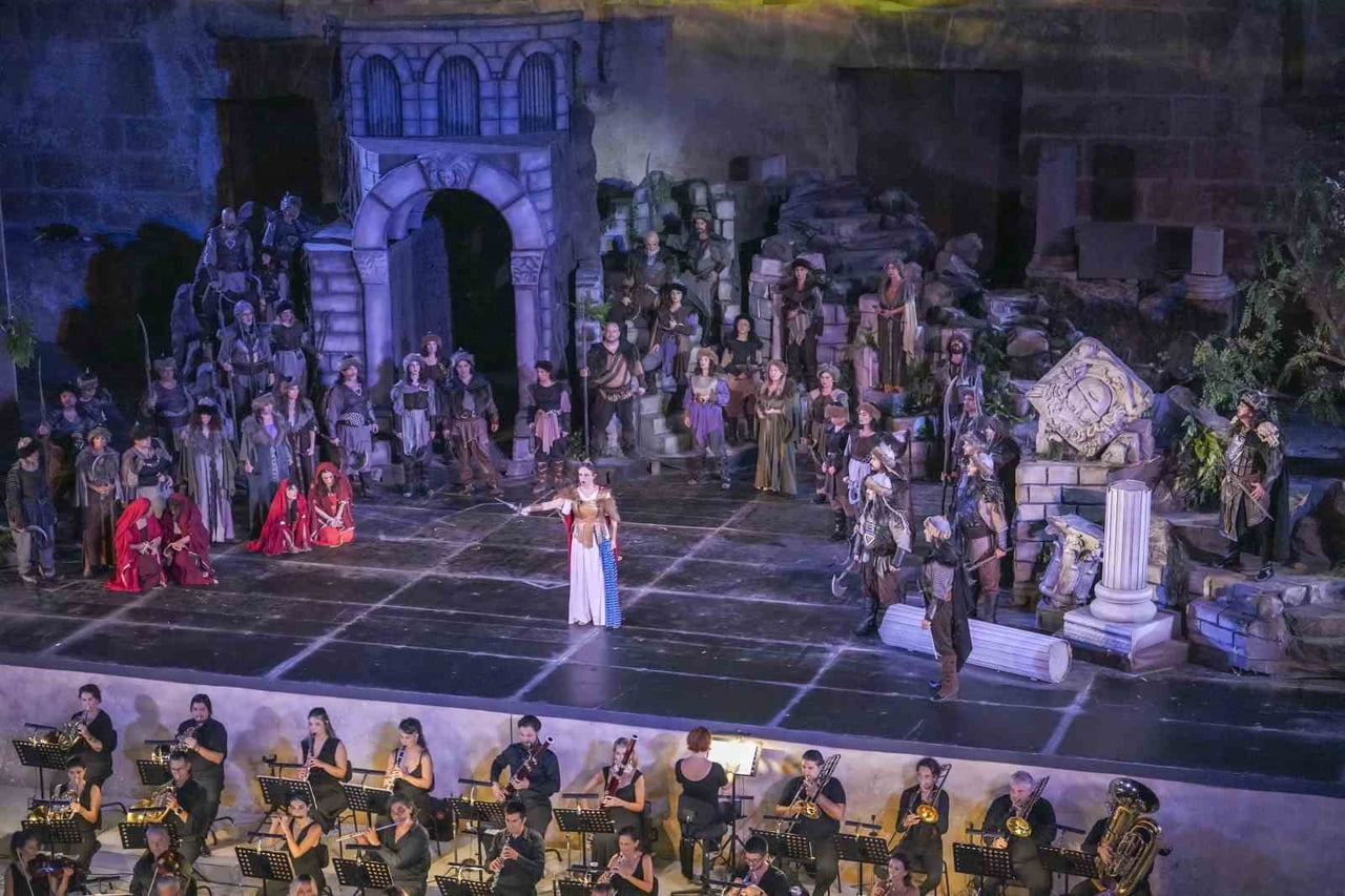33. ULUSLARARASI ASPENDOS OPERA VE BALE FESTİVALİ, GİUSEPPE VERDİ’NİN  ESERİ "ATTİLA" OPERASIYLA...
