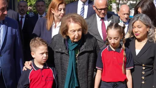 98 yaşındaki Semahat Arsel, adını taşıyan okulun açılışına katıldı