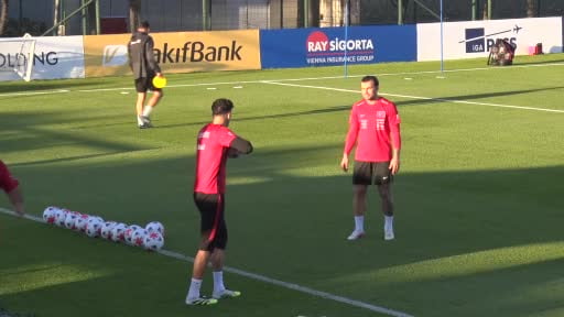 A Milli Futbol Takımı, UEFA Uluslar A Ligi'nde oynayacağı maçların hazırlıklarına basına açık...